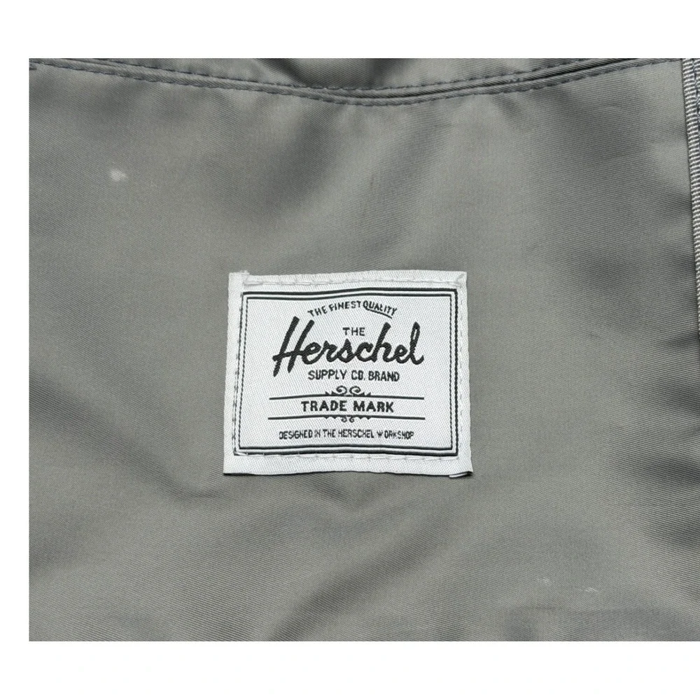 Herschel Supply Co Strand Duffle Bag Grey Nylon Weekend Travel Gym Carryall